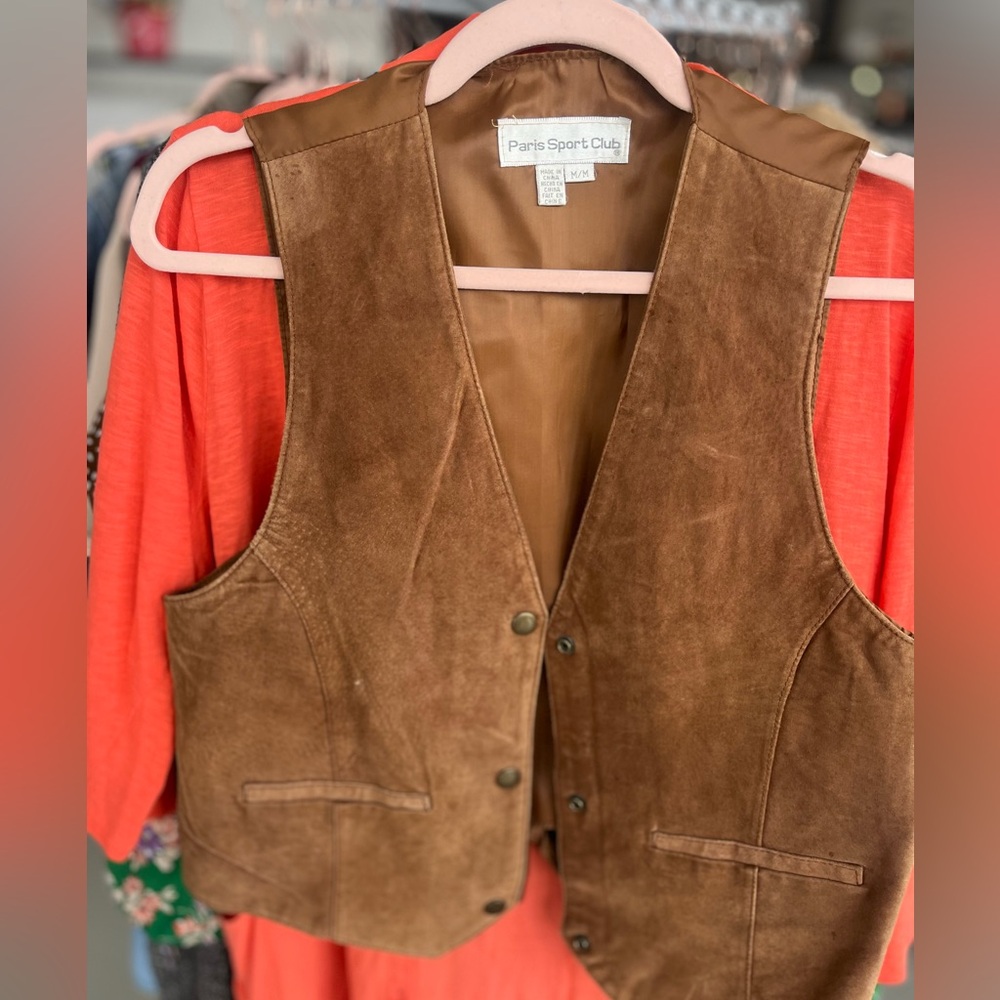 Paris sports club leather vest